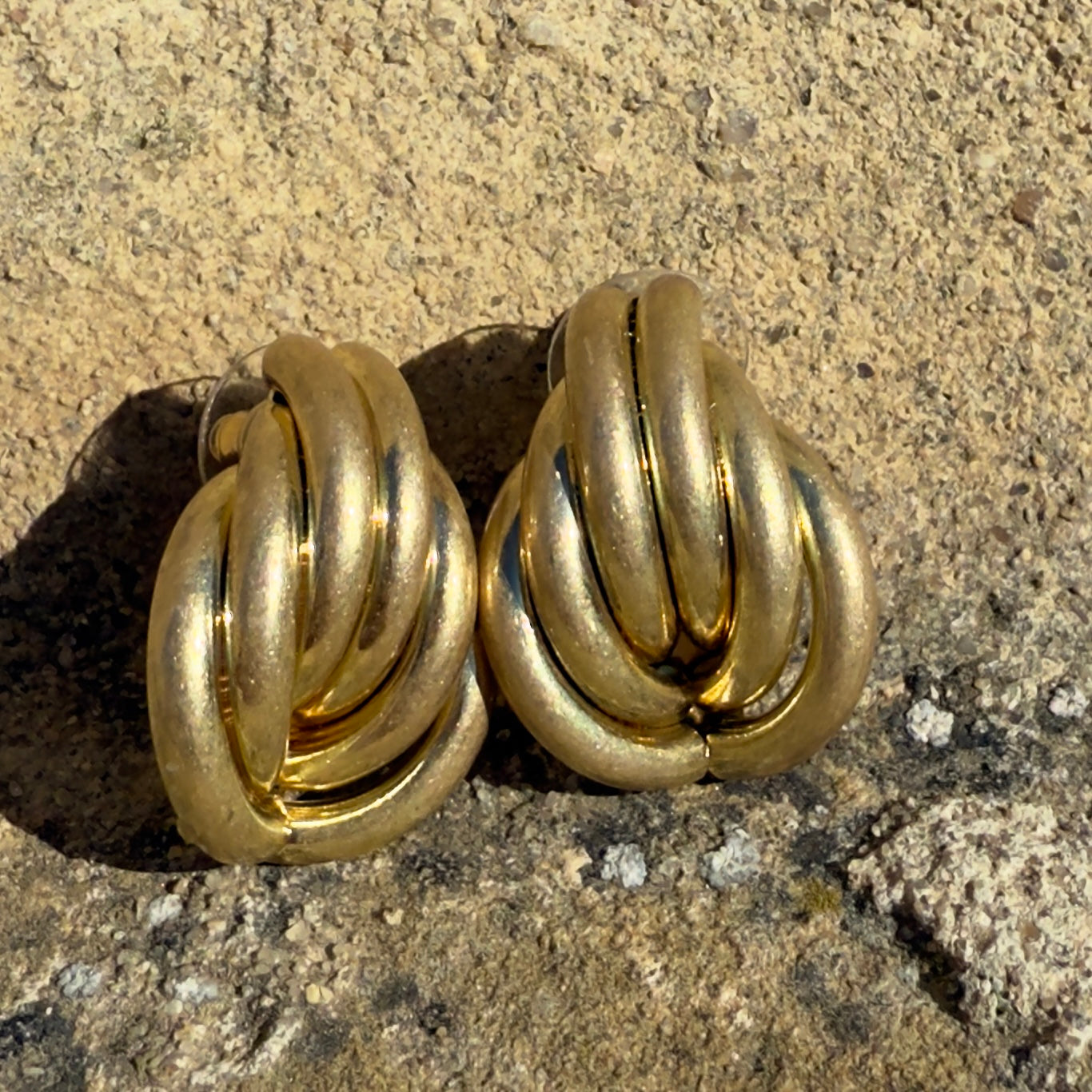 Pendiente Concha Dorado