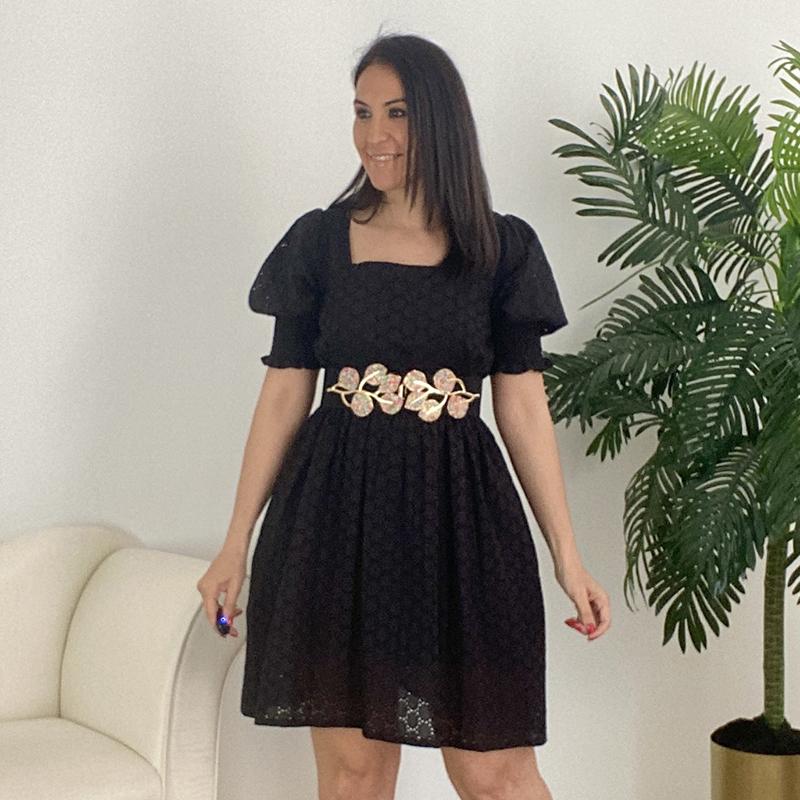 Vestido Perforado