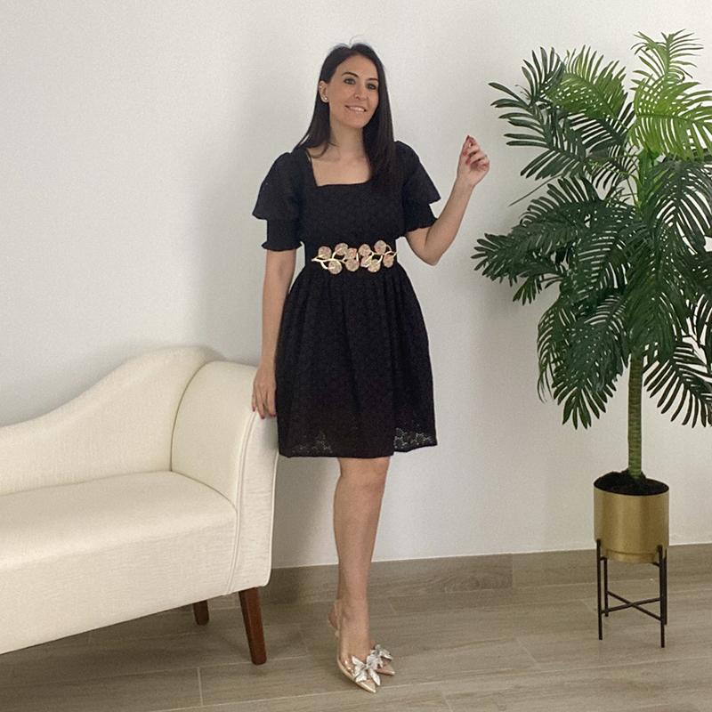 Vestido Perforado